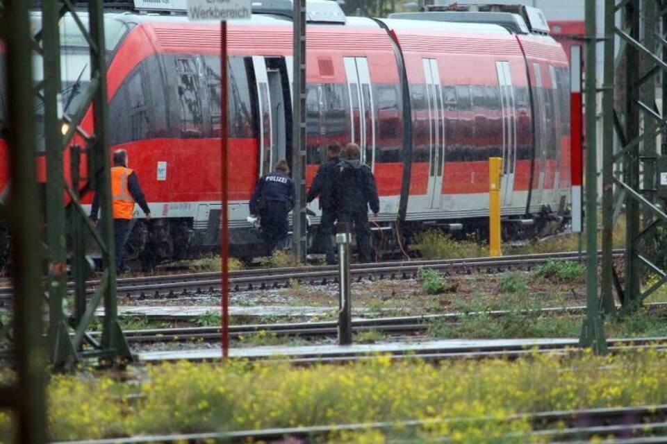«Möglicher Sprengsatz» in Köln entdeckt «Möglicher Sprengsatz» in Köln entdeckt