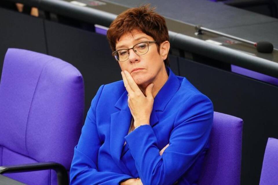 Kramp-Karrenbauer Kramp-Karrenbauer
