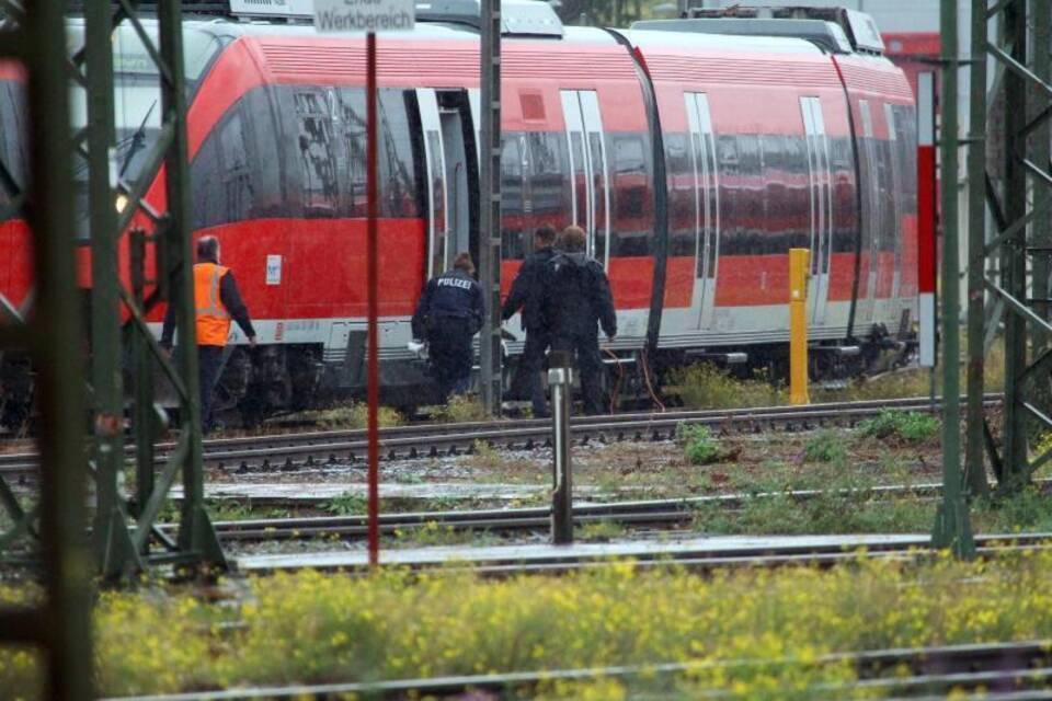 «Möglicher Sprengsatz» in abgestelltem Zug «Möglicher Sprengsatz» in abgestelltem Zug