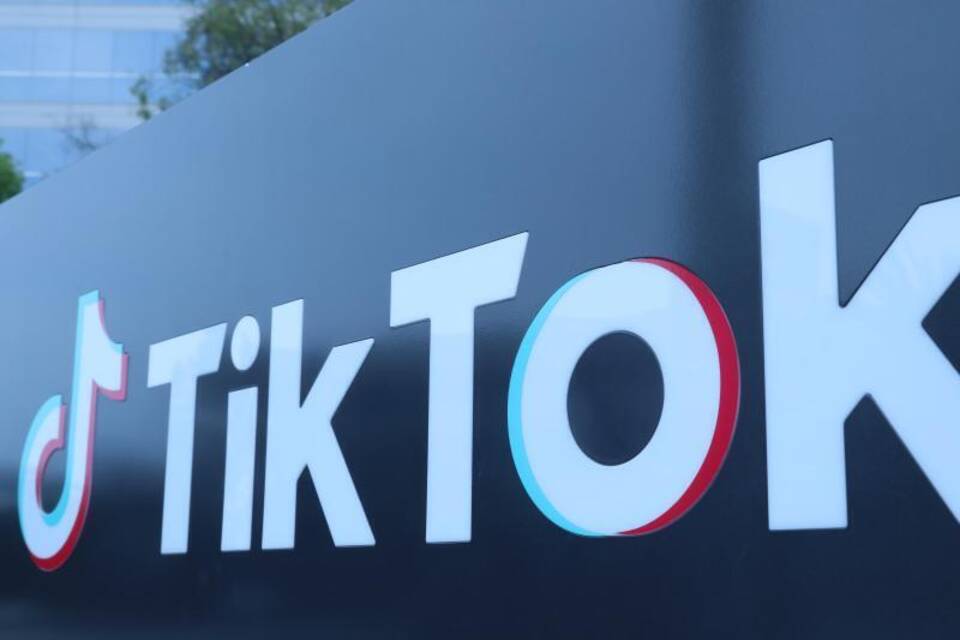 Tiktok Tiktok