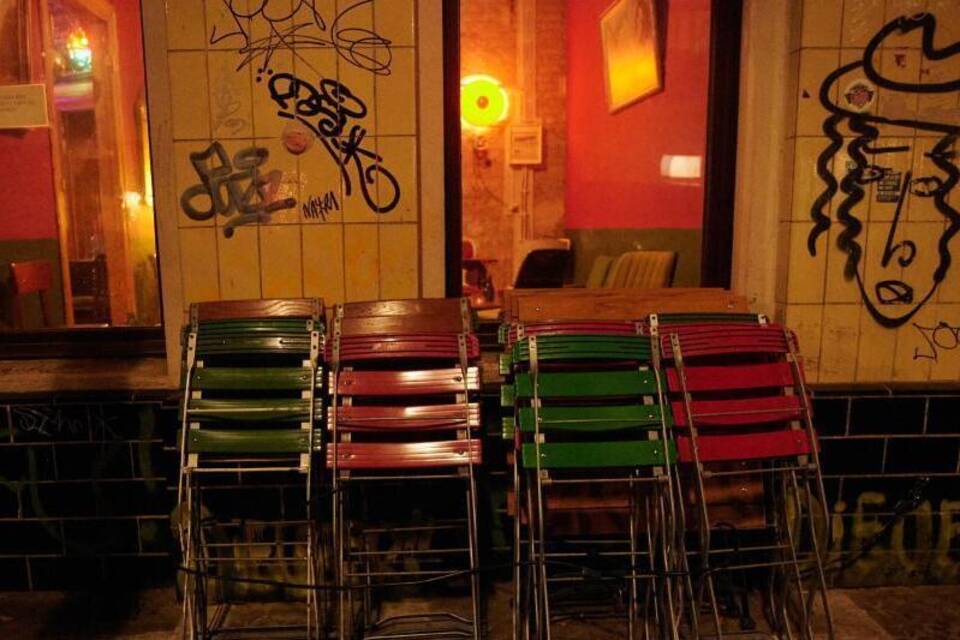 Geschlossene Bar in Neukölln Geschlossene Bar in Neukölln