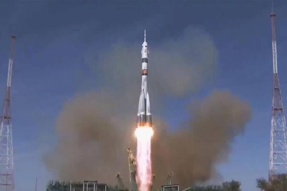 Drei Raumfahrer zur ISS Drei Raumfahrer zur ISS