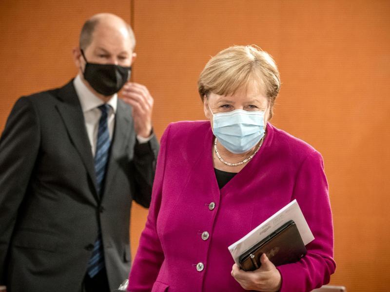 Kanzlerin unzufrieden: Bund und Länder vereinbaren schärfere Corona-Hotspot-Regeln - Inland - RNZ