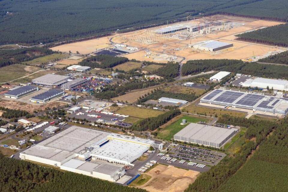 Baustelle der Gigafactory Berlin-Brandenburg Baustelle der Gigafactory Berlin-Brandenburg