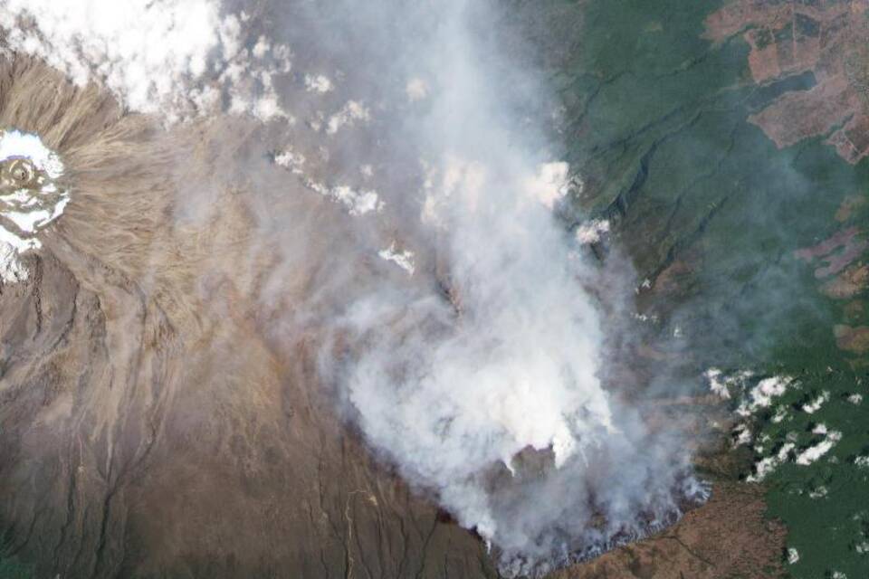 Feuer auf dem Kilimandscharo