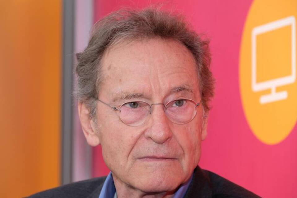 Bernhard Schlink Bernhard Schlink