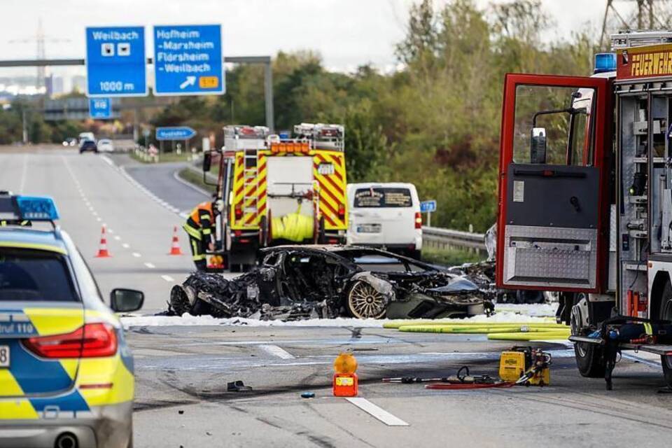 Unfall nach mutmaßlichem Rennen