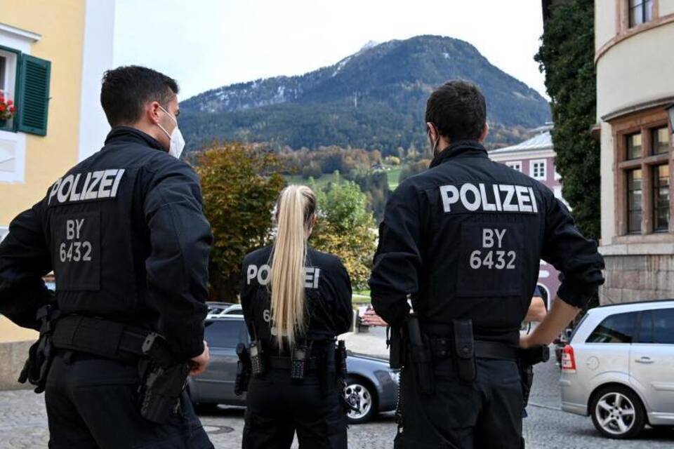 Ausgangsbeschränkungen Ausgangsbeschränkungen