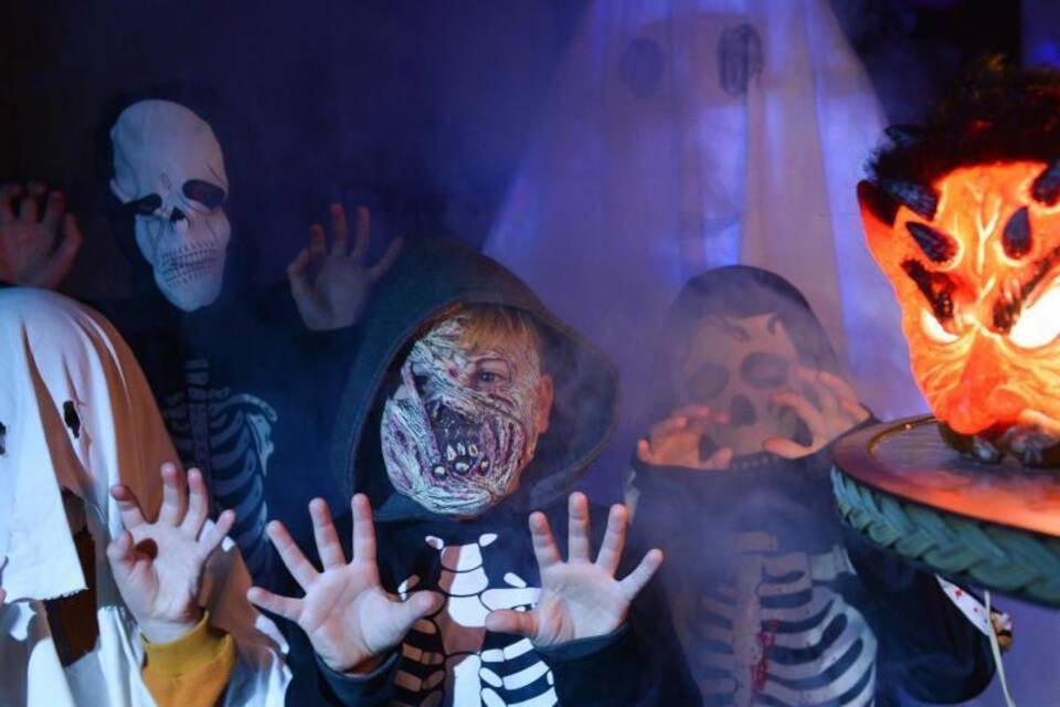 Halloween Halloween