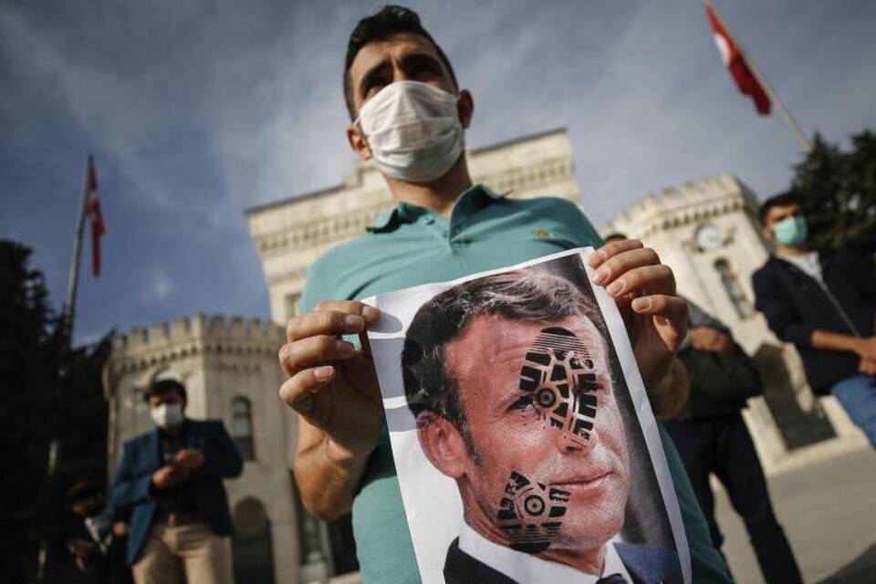 Proteste gegen französischen Staatschef Macron Proteste gegen französischen Staatschef Macron