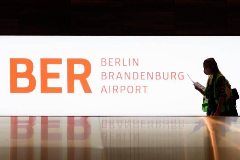 Hauptstadtflughafen BER Hauptstadtflughafen BER