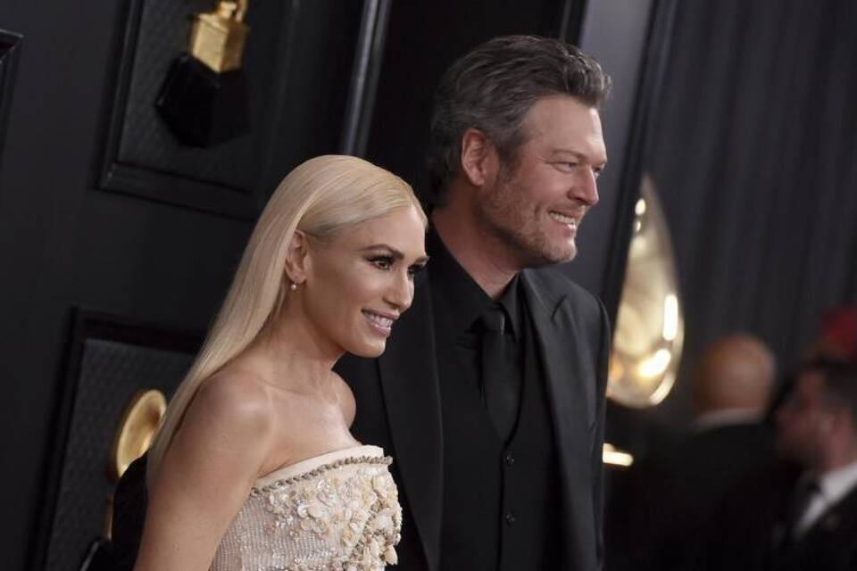 Gwen Stefani & Blake Shelton