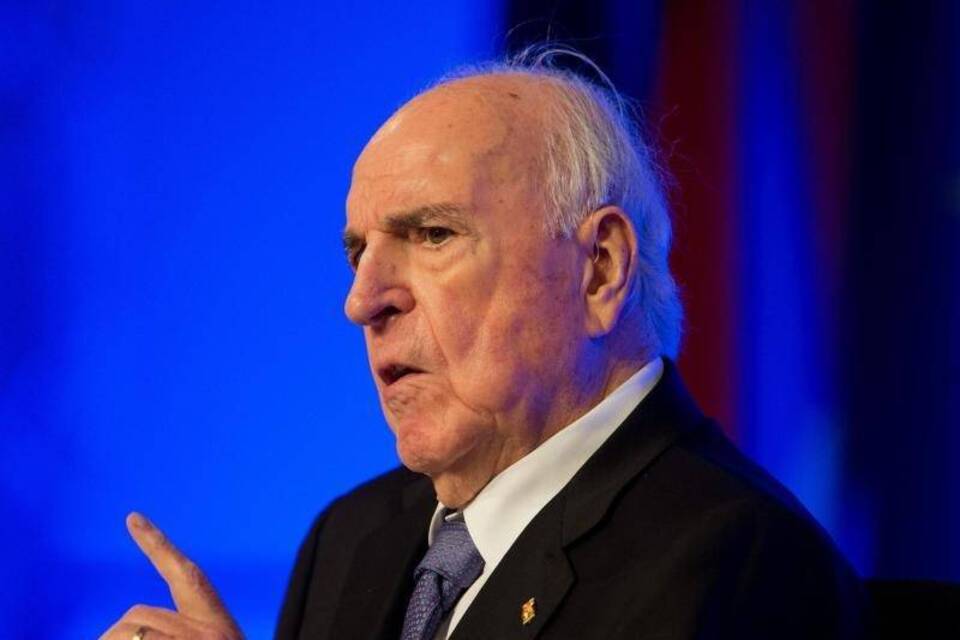 Feierstunde 25. Jahre Kohl-Rede vor Frauenkirche