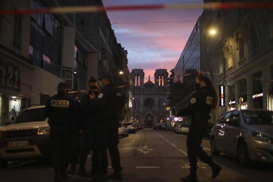 Nizza nach der Messerattacke Nizza nach der Messerattacke