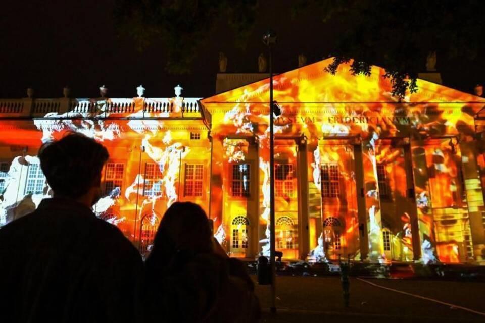 Kunstaktion am Fridericianum Kunstaktion am Fridericianum