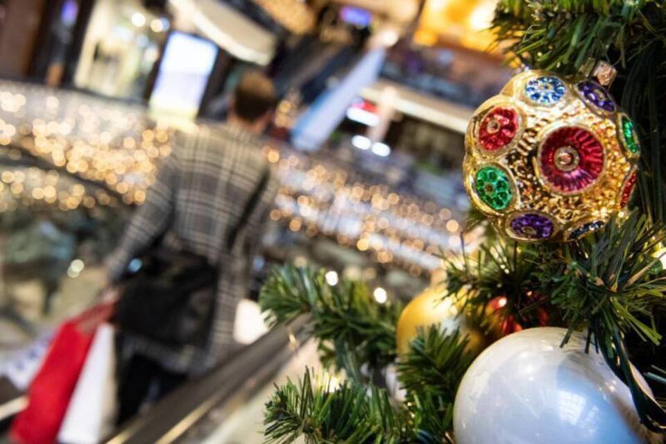 Berliner Einzelhandel im Weihnachtsgeschäft Berliner Einzelhandel im Weihnachtsgeschäft