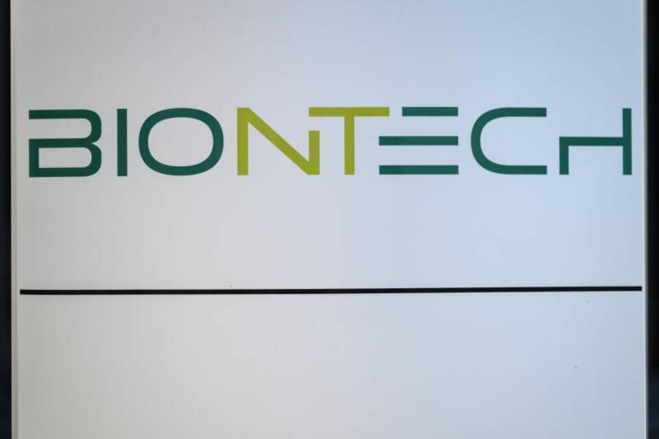 Biontech-Schriftzug