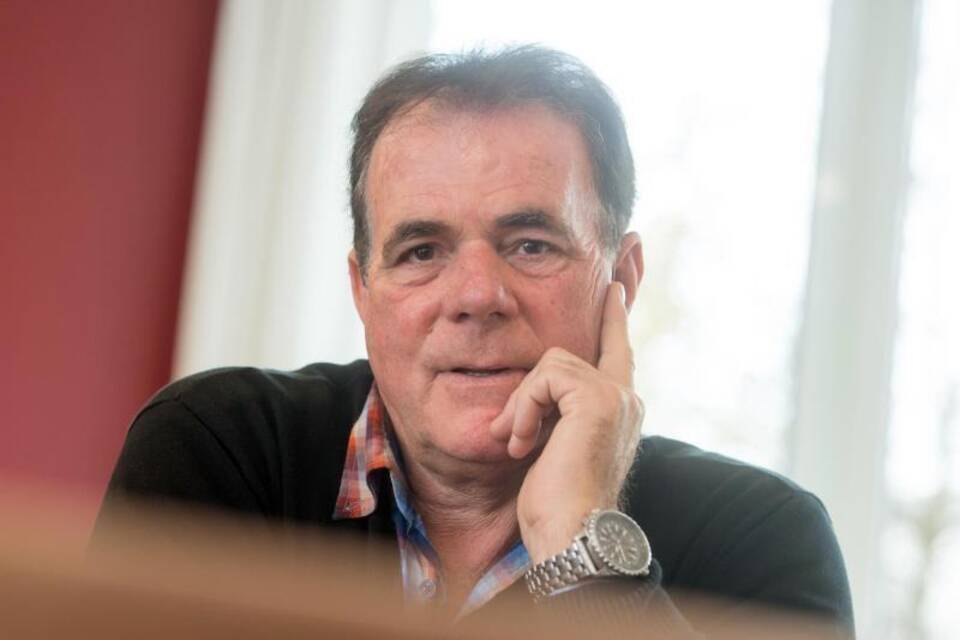 Hein Simons Hein Simons