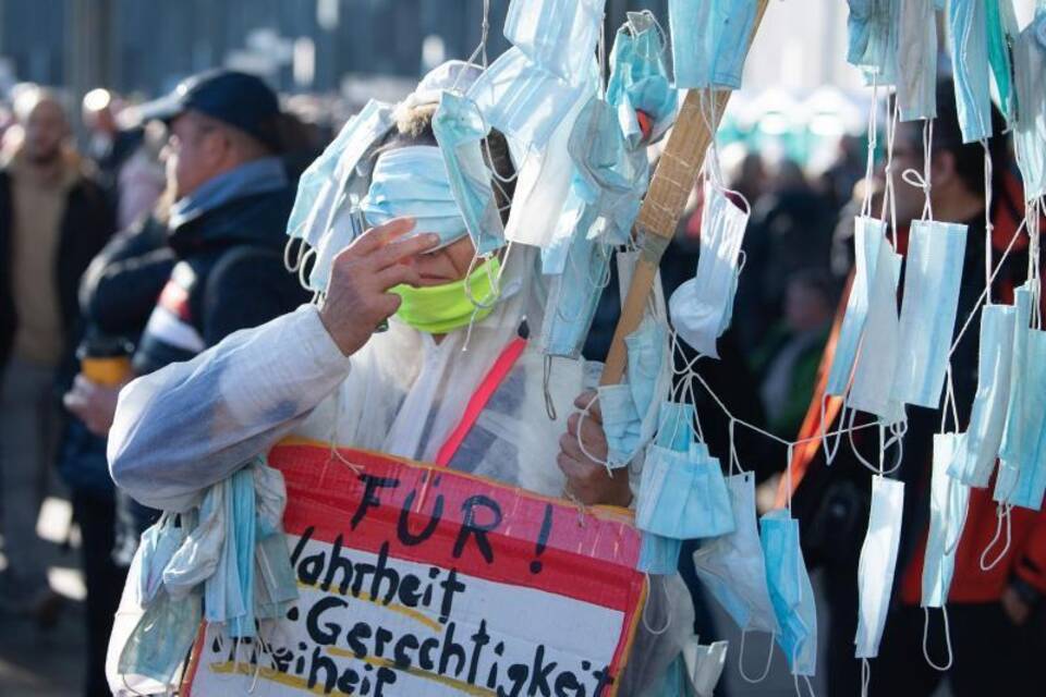 «Querdenken»-Demonstration in Leipzig