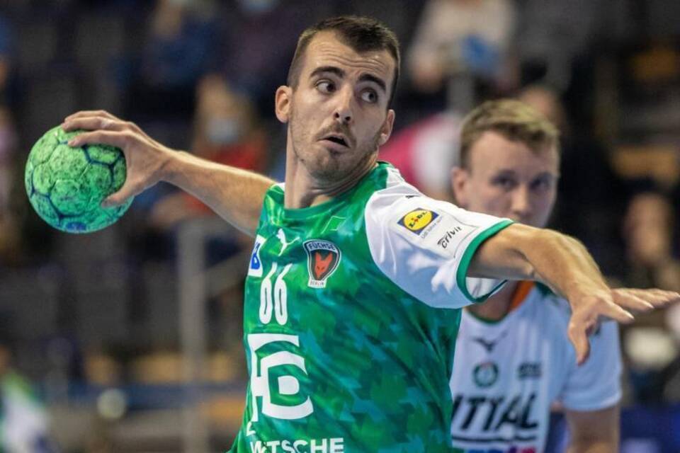 Milos Vujovic Milos Vujovic