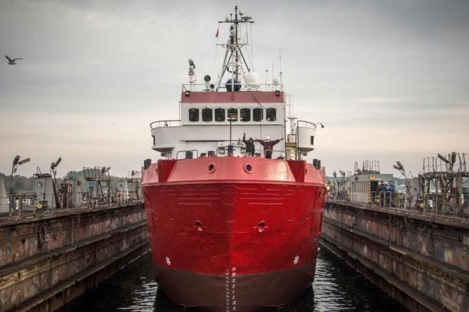 Seenotretter Sea Eye mit weiterem Schiff Seenotretter Sea Eye mit weiterem Schiff