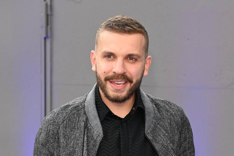 Edin Hasanović Edin Hasanović
