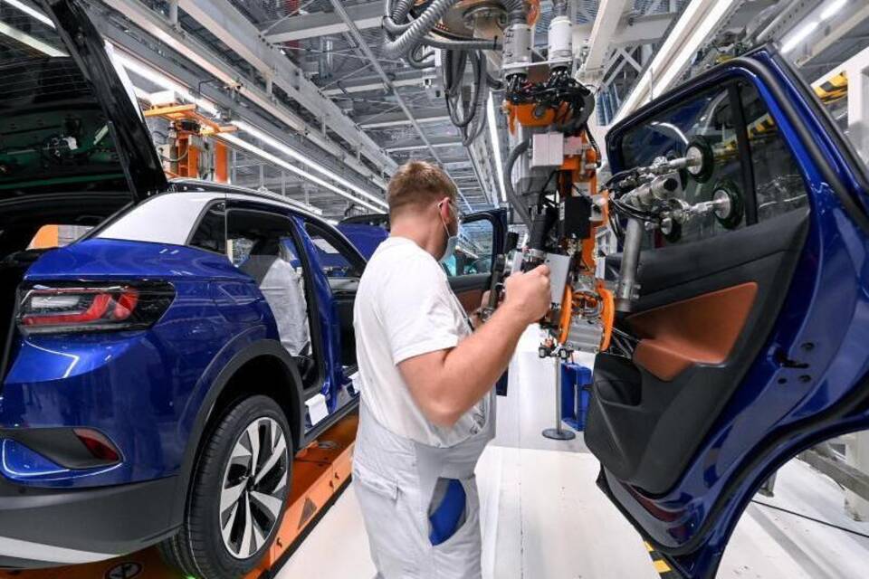 Produktion eines Elektro-SUV Produktion eines Elektro-SUV