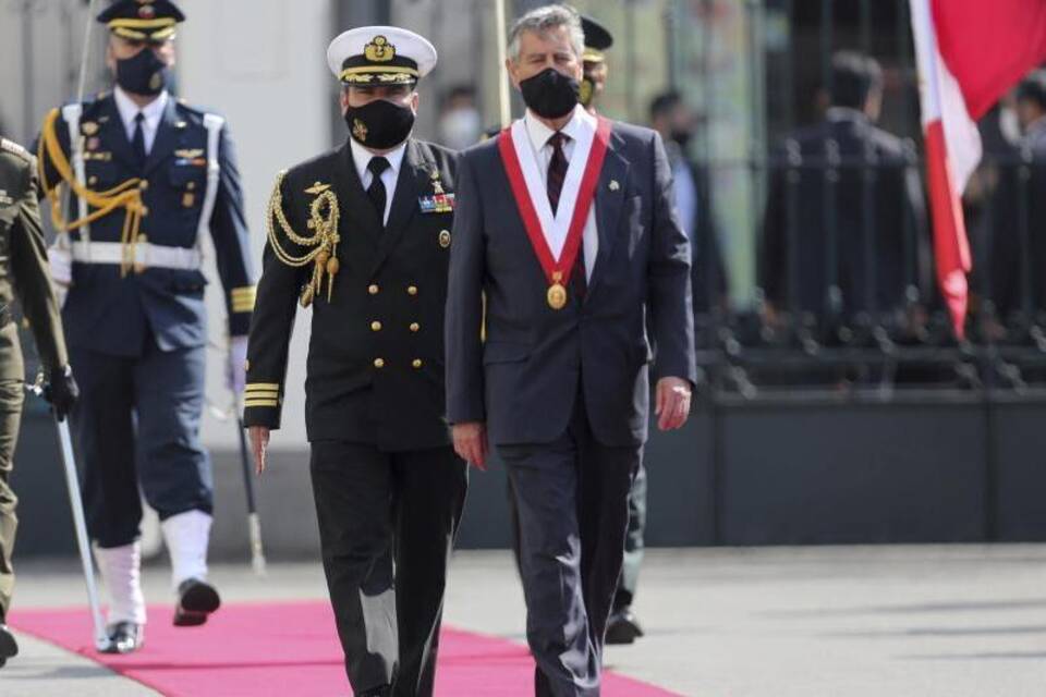 Francisco Sagasti Francisco Sagasti