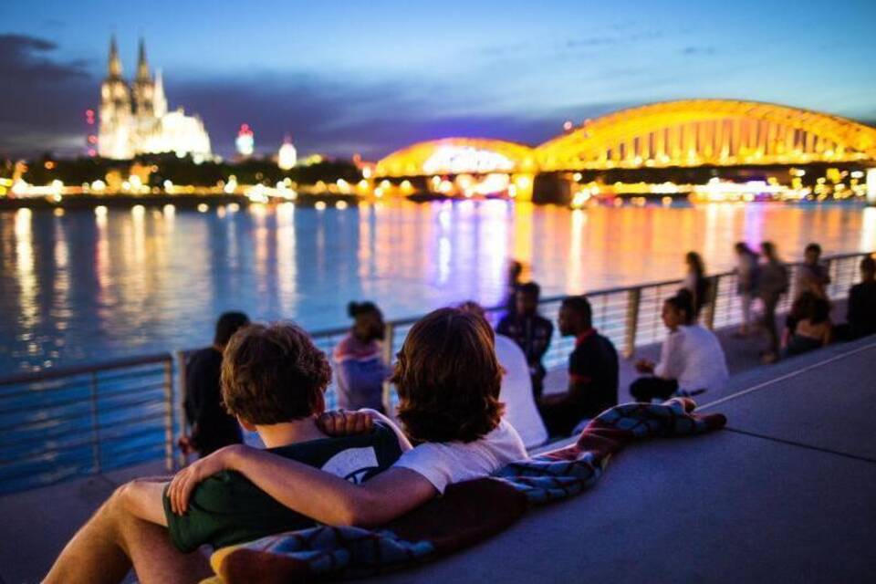 Sonnenuntergang in Köln