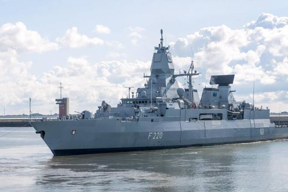 Fregatte "Hamburg" für Libyen-Einsatz