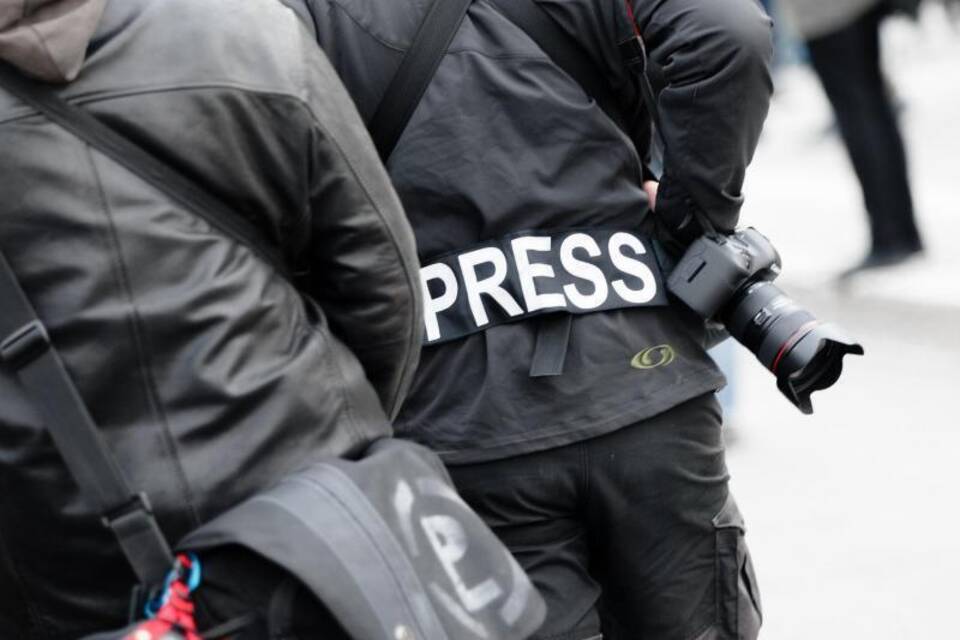 Journalist bei Demonstration Journalist bei Demonstration