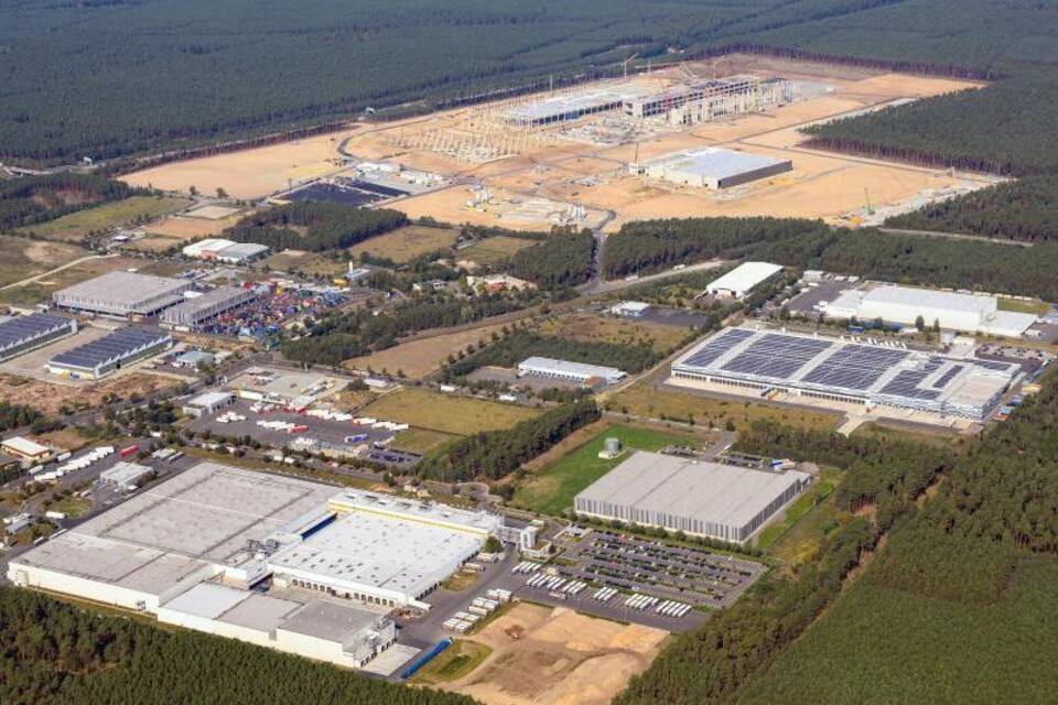 Baustelle der Gigafactory Berlin-Brandenburg