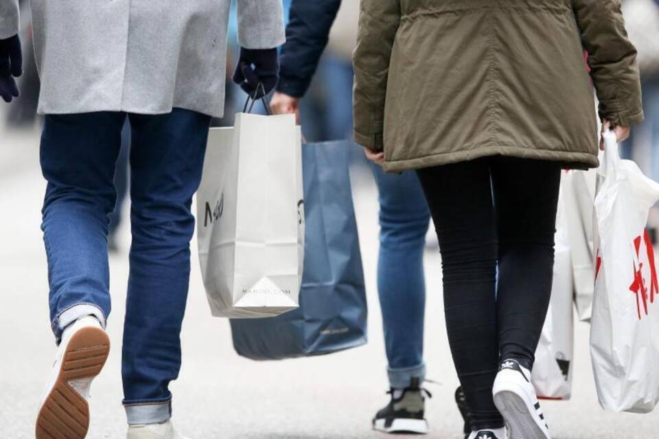 «Kauf-Nix-Tag» - 24 Stunden ohne Shopping «Kauf-Nix-Tag» - 24 Stunden ohne Shopping