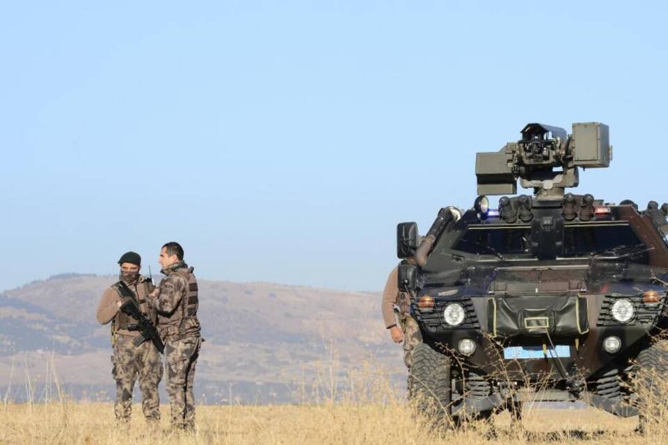 Nach Putschversuch in Türkei Nach Putschversuch in Türkei
