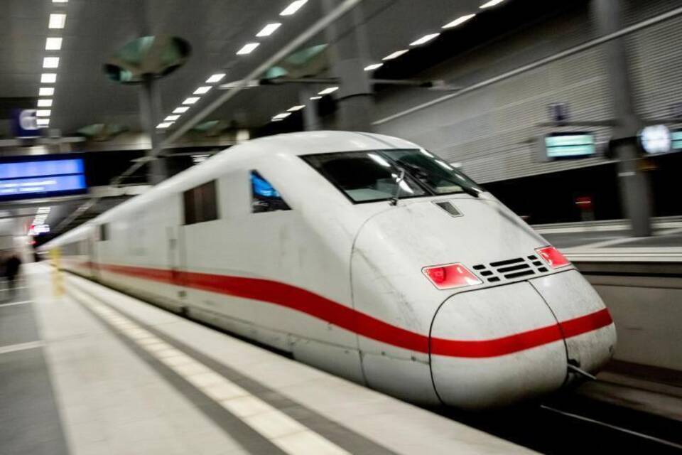 Neue Regeln bei Bahn Neue Regeln bei Bahn