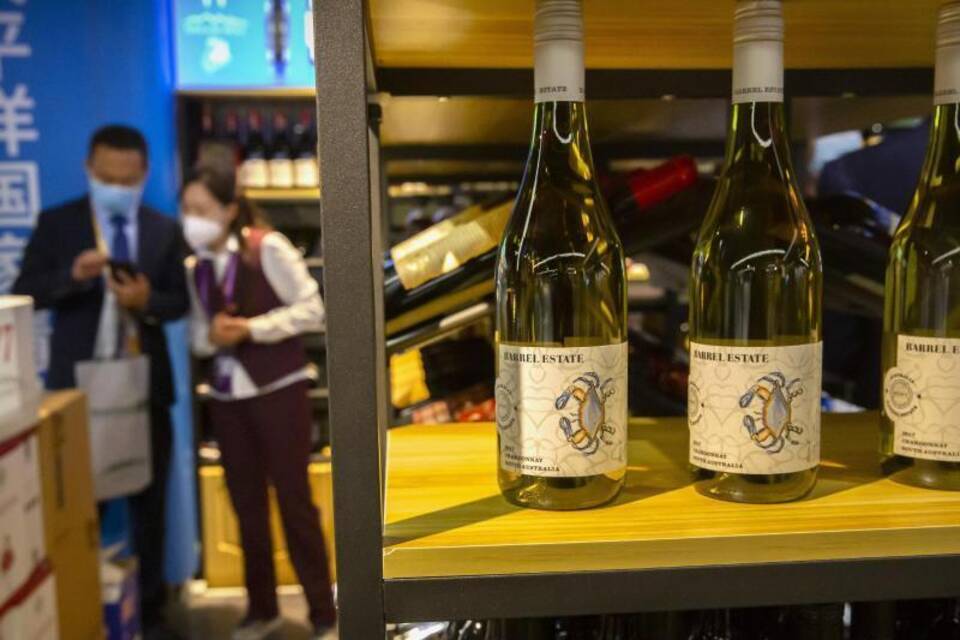 China verhängt Anti-Dumping-Zölle auf australischen Wein China verhängt Anti-Dumping-Zölle auf australischen Wein