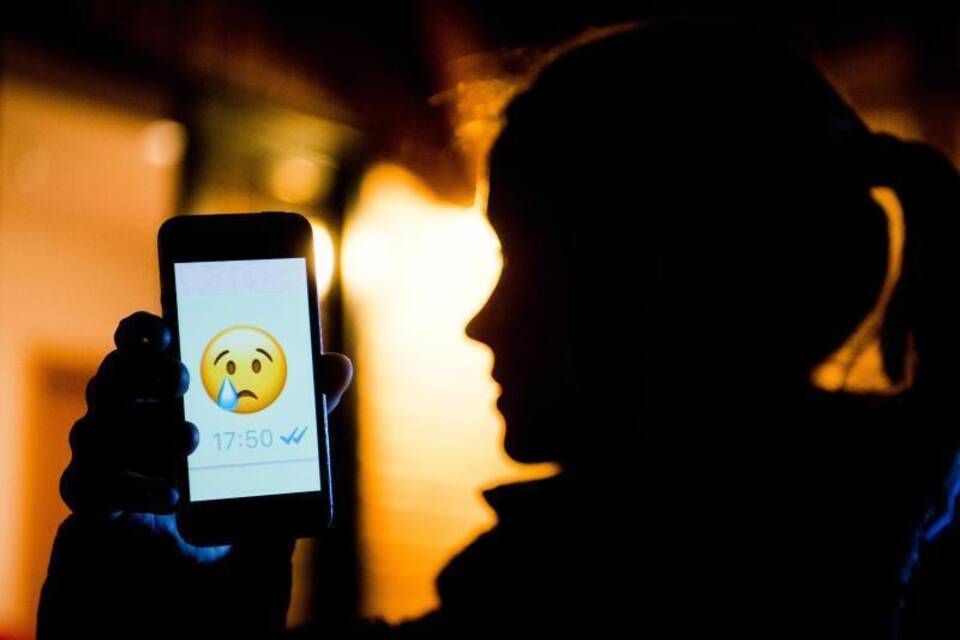 Eine Nachricht auf einem Smartphone Eine Nachricht auf einem Smartphone