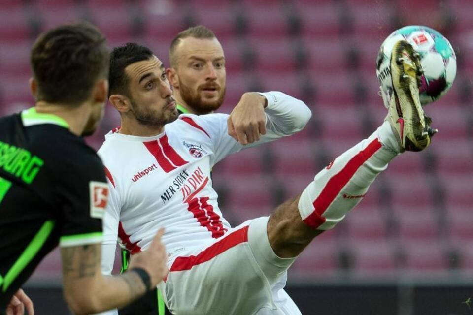 1. FC Köln - VfL Wolfsburg 1. FC Köln - VfL Wolfsburg