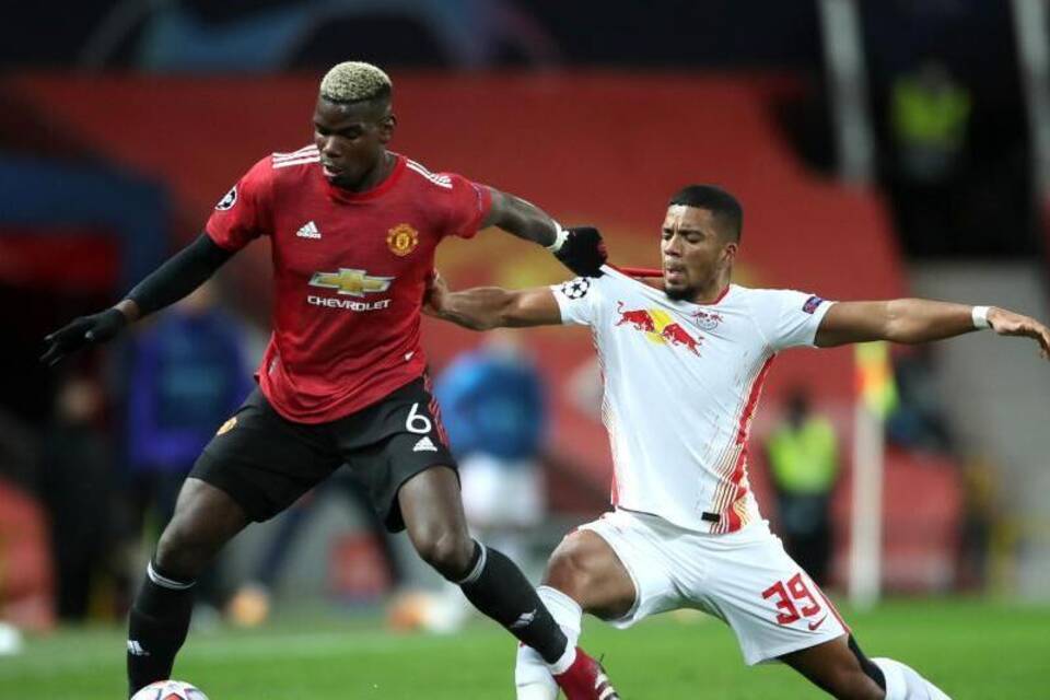 Paul Pogba (l.) und Benjamin Henrichs Paul Pogba (l.) und Benjamin Henrichs