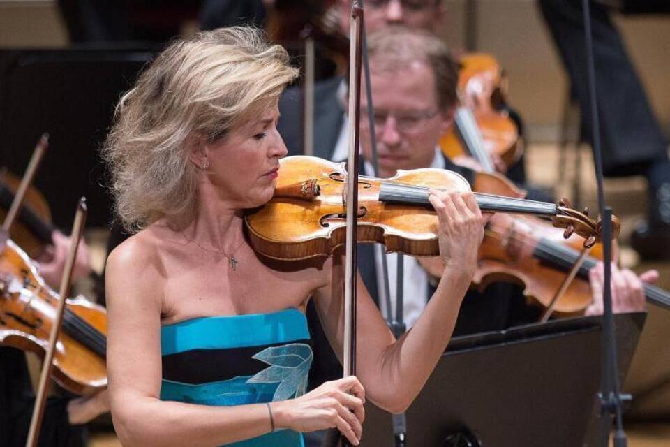 Anne-Sophie Mutter Anne-Sophie Mutter