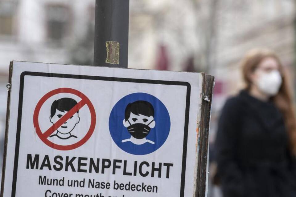 "Maskenpflicht"