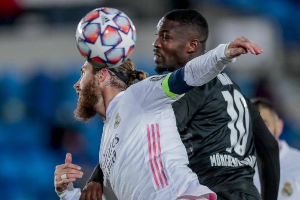 Sergio Ramos (l.) und Marcus Thuram