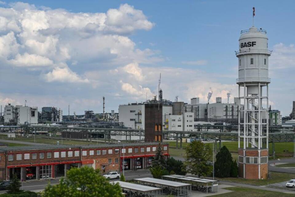 Batteriematerialproduktion bei BASF Batteriematerialproduktion bei BASF