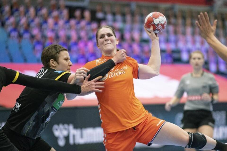 Knappe DHB-Niederlage Knappe DHB-Niederlage