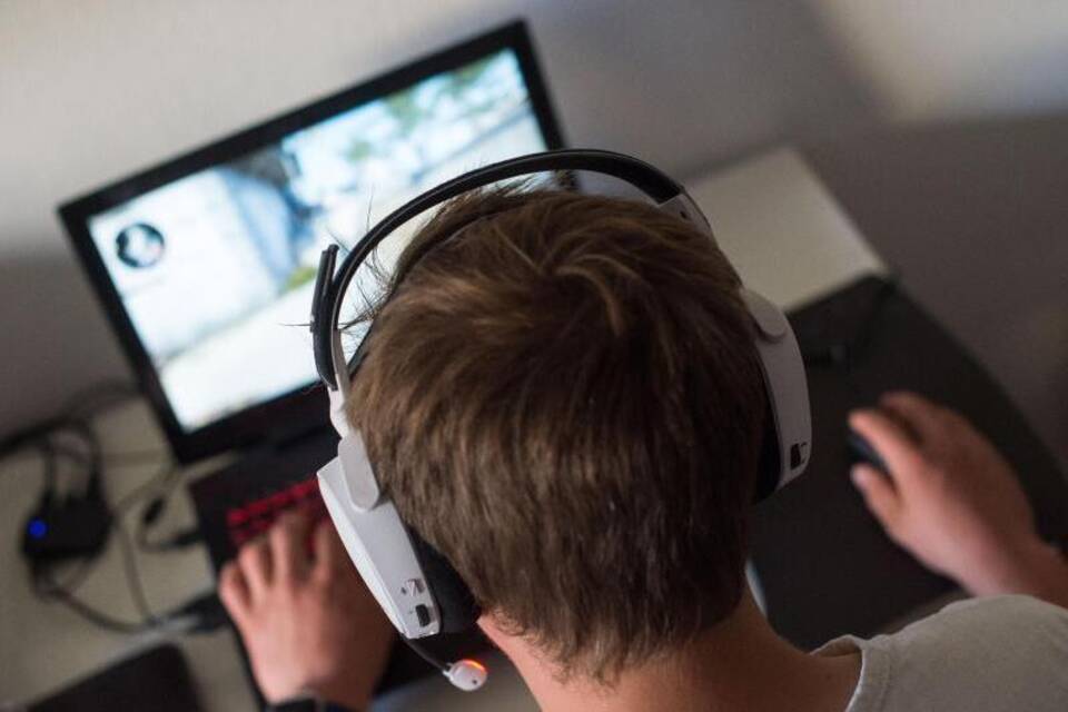 Mediennutzung bei Jugendlichen Mediennutzung bei Jugendlichen