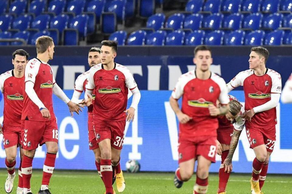 FC Schalke 04 - SC Freiburg FC Schalke 04 - SC Freiburg