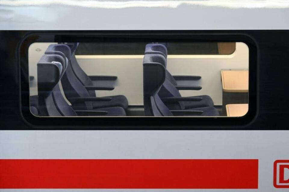 Die Regierung erwartet hohe Corona-Schäden bei der Bahn