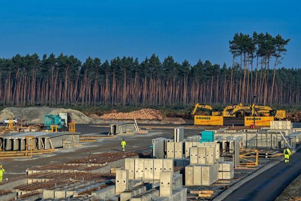 Baustelle der Tesla Fabrik Baustelle der Tesla Fabrik