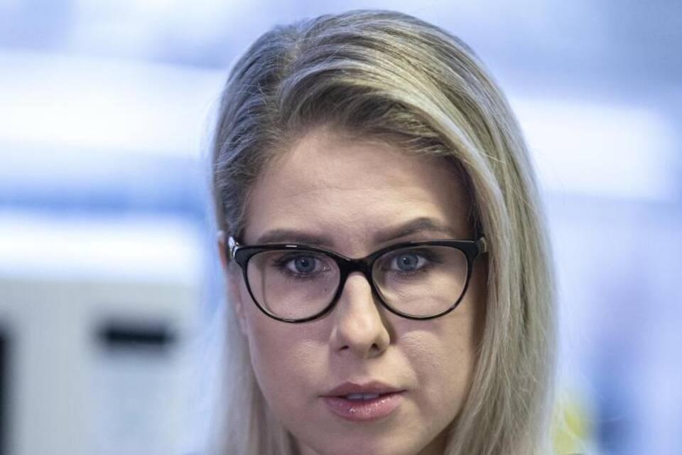 Ljubow Sobol Ljubow Sobol