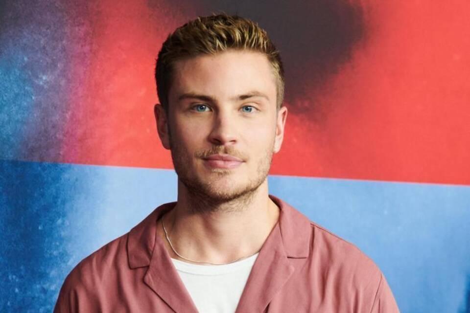 Jannik Schümann Jannik Schümann